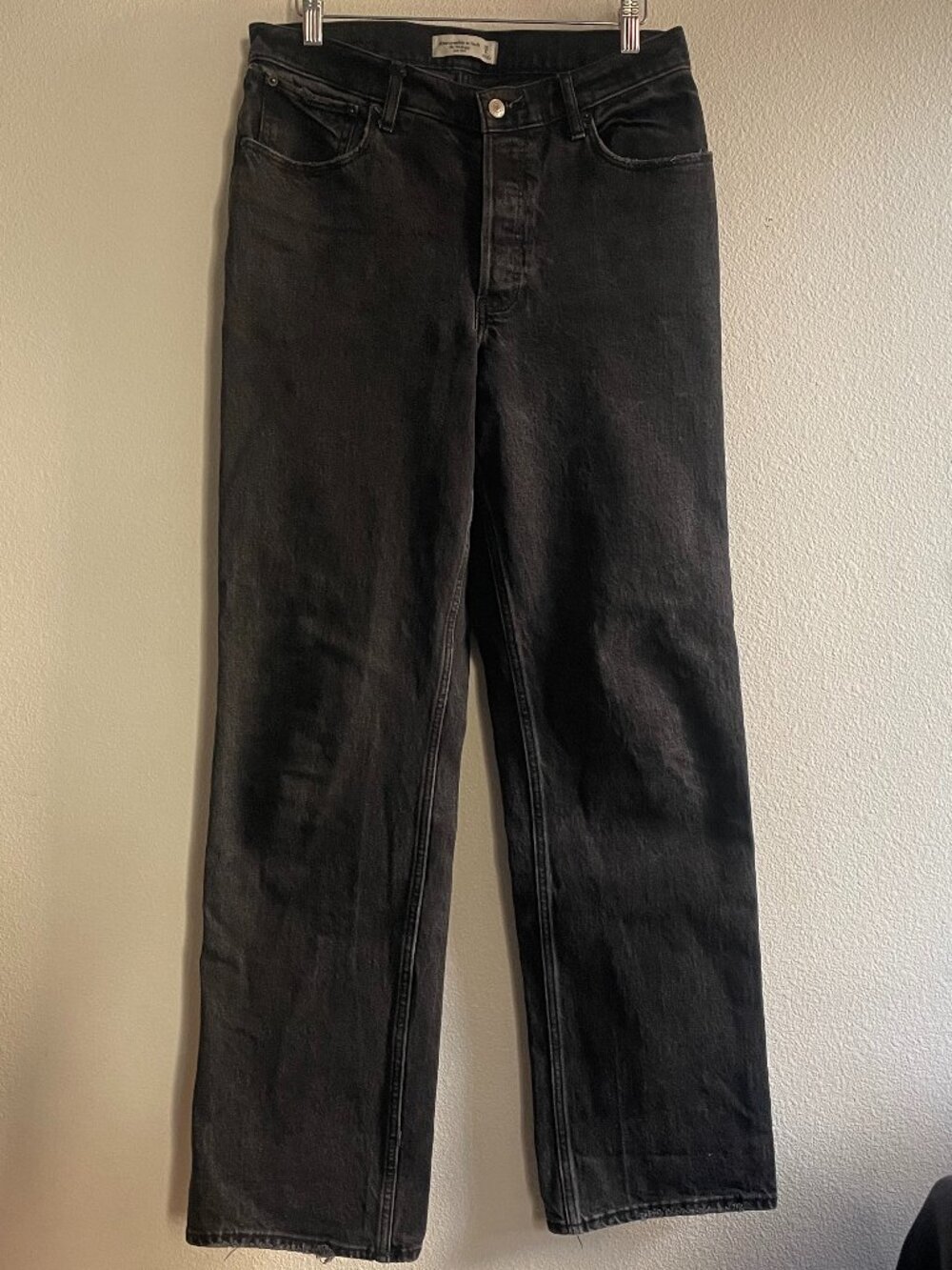Abercrombie & Fitch Low Rise Baggy Jeans